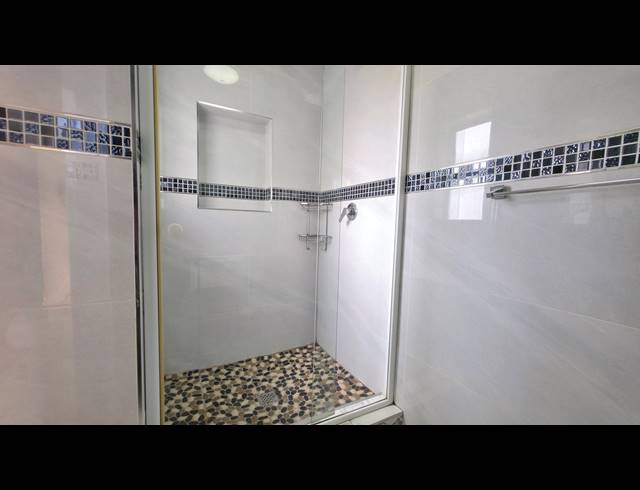 2 BEDROOM APARTMENT RENTED IN WINDERMERE